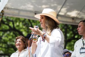 Dentro de la campaña de Paloma: nervios, roces y fe en que aún pueden