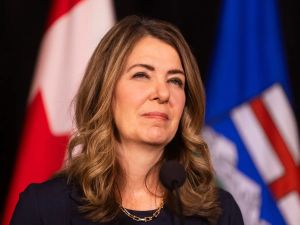 Bell: The Danielle Smith two-step — for now, no vote on Alberta independence