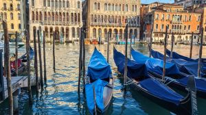 Regalo ai dipendenti del Comune di Venezia, un milione in più nel fondo: ecco quanto guadagneranno