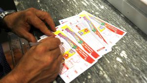 Caccia al fortunato vincitore a Firenze: SuperEnalotto, colpo da 590mila euro