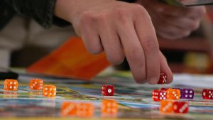 Dai fossili ai vaccini, passando per clima e rischi naturali: i “serious games” dell’Università di Firenze arrivano a Bologna