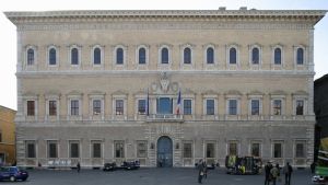 A Piazza Navona un viaggio immersivo nell’École française de Rome
