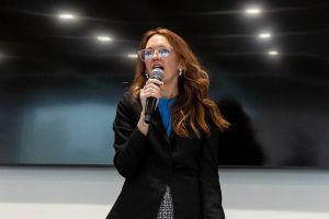 She’s an Antisemite, a Sex Therapist, and a Democrat. Why Are Republicans Funding Her Campaign?