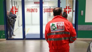 Nicolò muore in moto a soli 17 anni, stava andando a scuola. Letale lo scontro con un furgone