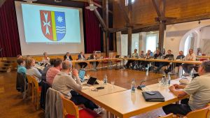 Bad Dürrheim ringt mit Sparpaket – was sich bei Steuern, Gebühren und Kitas dabei ändert