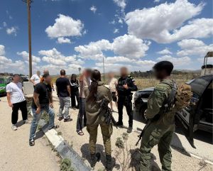 Group of deaf, mute Israelis extracted from Nablus after being invited for lunch