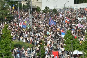 Arhiv javnih skupova: Snimci ukazuju da će današnji skup na Slaviji biti u rangu najvećih do sada