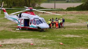 Frascarolo, Adriano Negri non ce l’ha fatta: l’agricoltore caduto dal trattore è morto dopo un mese e mezzo di agonia
