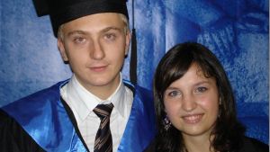 Chiara e le chat che ‘scagionano’ Stasi: “Sei andato al sexy shop visto insieme?”. I carabinieri: “Nessuna inibizione, movente inesistente”