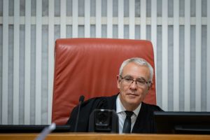 High Court pleads with justice minister to appoint district court judges