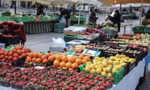 Vlada v odhodu potiho objavila nove prehranske smernice: Vegani navdušeni, med strokovnjaki vre