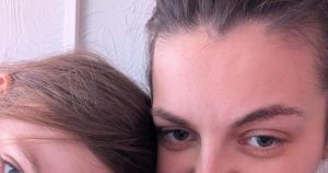Brave mum who witnessed doorstep stabbing calls for help to give daughter better life