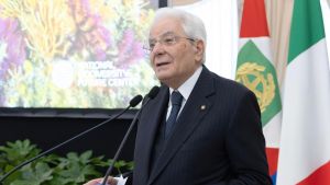 La svolta pop di Mattarella. De Luna: 