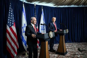 Diritti calpestati dalla guerra di Trump e Bibi
