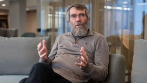 Uryddig debatt om «all in»