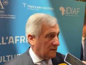 Tajani su attivisti italiani della Flotilla trasferiti a Bengasi: Stiamo seguendo la vicenda