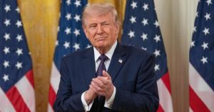 Trump advierte de que no firmará un acuerdo de paz si no es 