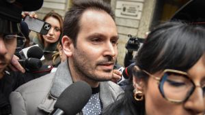Sempio, i legali tornano all’attacco sui soliloqui di Andrea in auto: “Sono stati intercettati, e non sono confessioni”