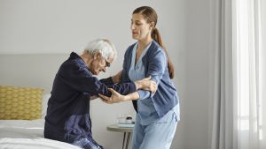 Dentro le case degli italiani il futuro del welfare, con il modello già al limite