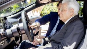Della Ferrari Luce non si sentiva il bisogno, ma è un'auto coraggiosa che vuole arrivare al futuro