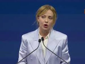 Meloni: Ue agisca con velocità, serve cambio di passo