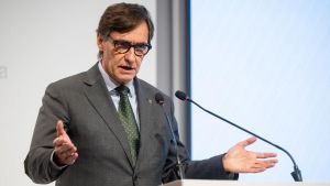 Illa mantiene su confianza en Zapatero y pide a Sánchez que 