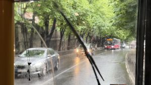 RHMZ najavljuje moguće pljuskove sa grmljavinom