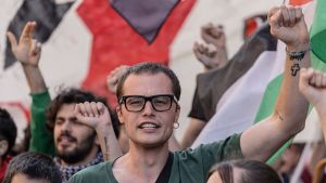 L'ascensore che scende. I Millennial e la rottura del patto intergenerazionale