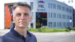 Regjeringen holder Stortinget og private barnehager for narr