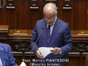 Scontri Torino-Juve, Piantedosi: Autori dei reati assicurati alla giustizia in meno di 24 ore
