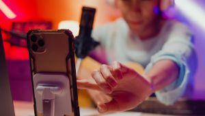 Why Big Brands Are Behind In Creator Marketing