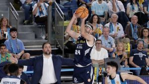 Un tiroteo en el Coliseum: Alimerka Oviedo y Estudiantes afinan sus triples antes de la semifinal por el ascenso a la ACB