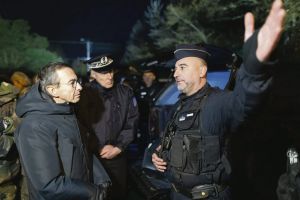 Accords du Touquet : « Les morts dans la Manche et le respect des droits humains ont-ils fait partie de l’évaluation des politiques ? »