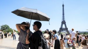 Zinderende hitte in Europa is ‘brute herinnering’ aan klimaatcrisis, zegt VN-klimaatchef