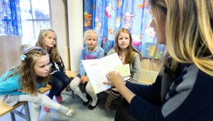 Hurra, barn liker fortsatt å bli lest for!