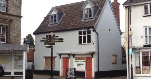 Closed town centre pub put on the market after gallery plans scrapped