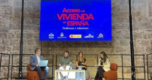 Diálogo y compromiso se unen en Alcoi para abordar los problemas de la vivienda: 