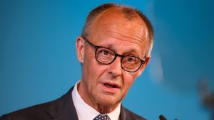 Strafbefehl für Merz-Beleidigung als „Lackaffe“: Wer Kanzler ist, sollte Pöbler pöbeln lassen