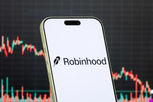 Forbes Daily: Users Can Now Use AI To Trade Stocks On Robinhood
