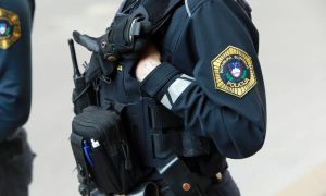 Zaradi suma korupcije na terenu več kot 100 kriminalistov, neuradno pridržan župan Moravč