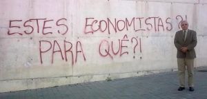 Confronto entre Ladislau Dowbor e outras interpretações sobre o desenvolvimento brasileiro