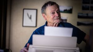 Koos van Zomeren de richtte SP op. Maar liever schreef hij over de natuur. ‘Heel bevrijdend!’