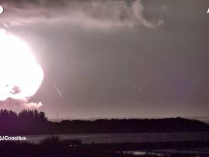 Blue Origin, l'esposione del razzo di Jeff Bezos sulla piattaforma di lancio