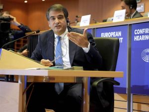 L'Europa applaude: 
