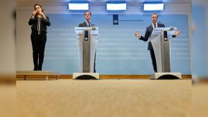 Coronacommissie begint vandaag met verhoren viroloog Koopmans en oud-minister Bruins