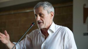 L’amministrazione penitenziaria si oppone alla scarcerazione di Alemanno. L’avvocato dell’ex ministro: “E’ un dispetto”