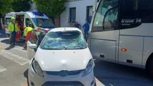 Scontro tra un’auto e un pullman a Ronchi dei Legionari: due feriti