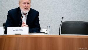 Volgende week enquêteverhoren met Arib en Van Dissel