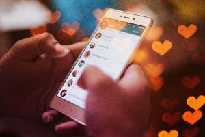 Swiping Right on WhatsApp: How Some South Asian Americans Are Looking for Love