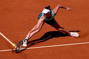 Tough day for Argentines at Roland Garros as Sierra and Tirante crash out